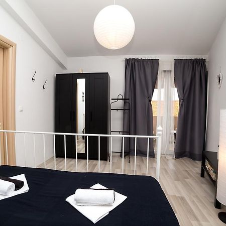 Apartments Zara Petrcane Εξωτερικό φωτογραφία