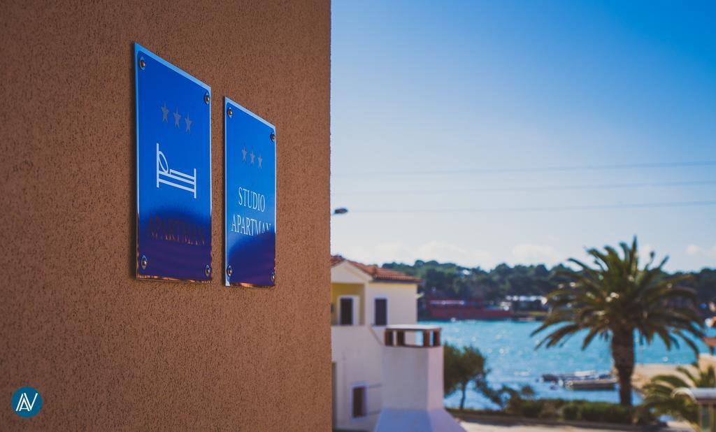 Apartments Zara Petrcane Εξωτερικό φωτογραφία