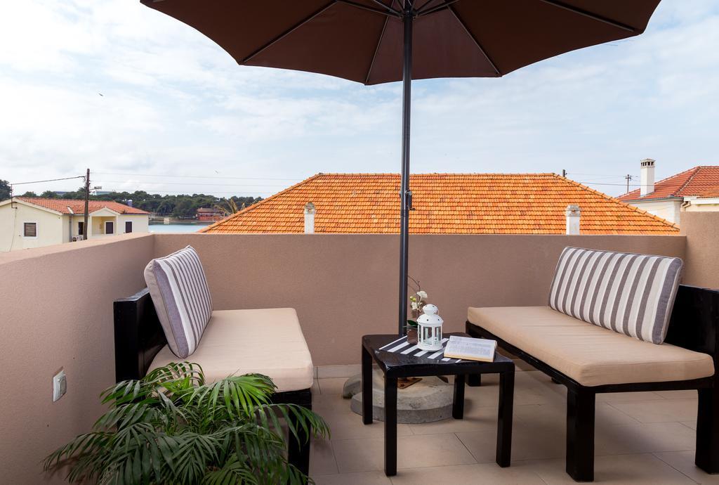 Apartments Zara Petrcane Εξωτερικό φωτογραφία
