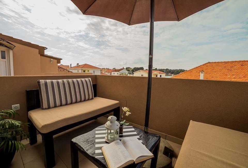 Apartments Zara Petrcane Εξωτερικό φωτογραφία